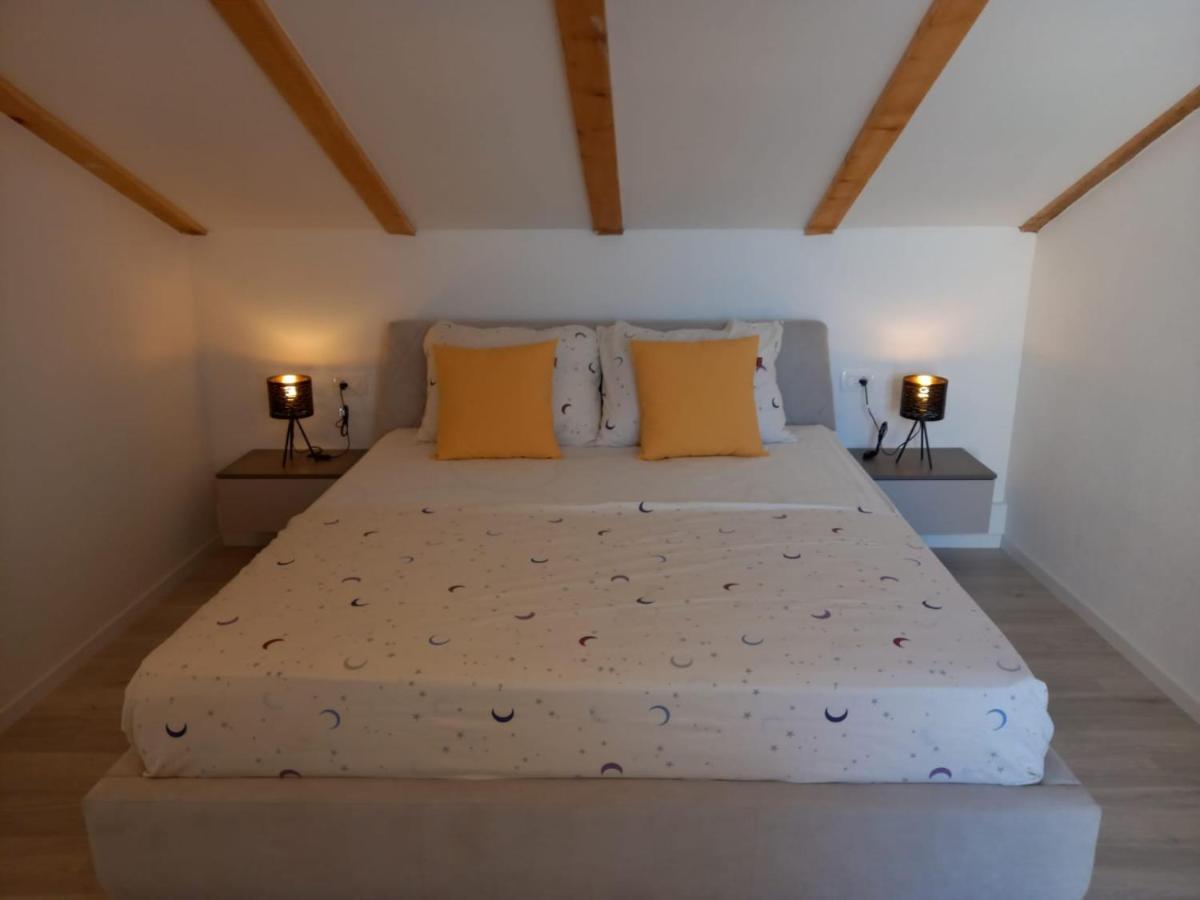 Seaview Suites Ondina Komiža Eksteriør billede