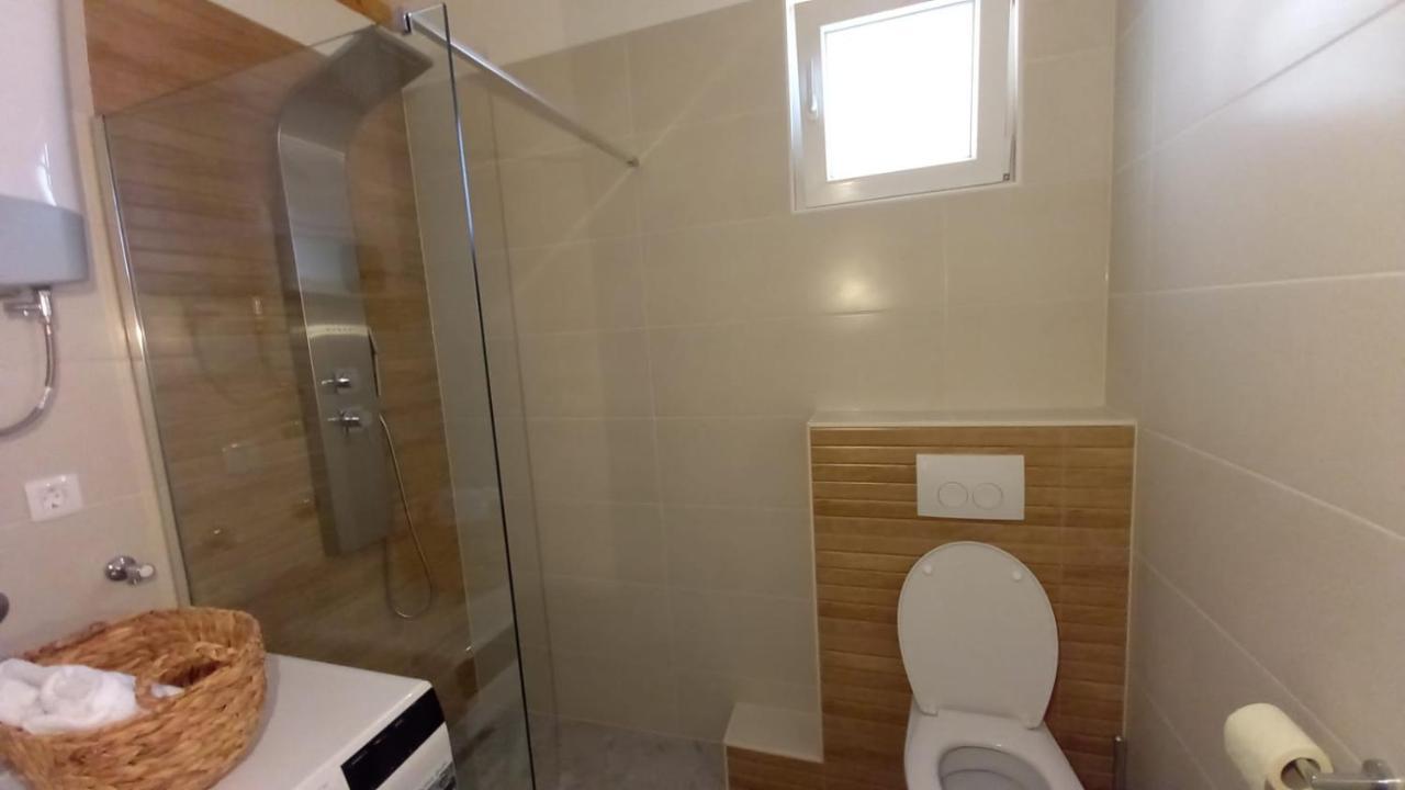 Seaview Suites Ondina Komiža Eksteriør billede