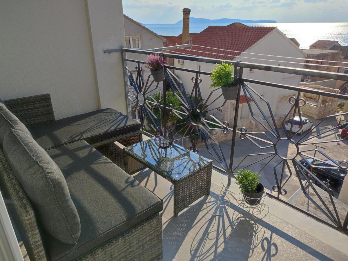 Seaview Suites Ondina Komiža Eksteriør billede