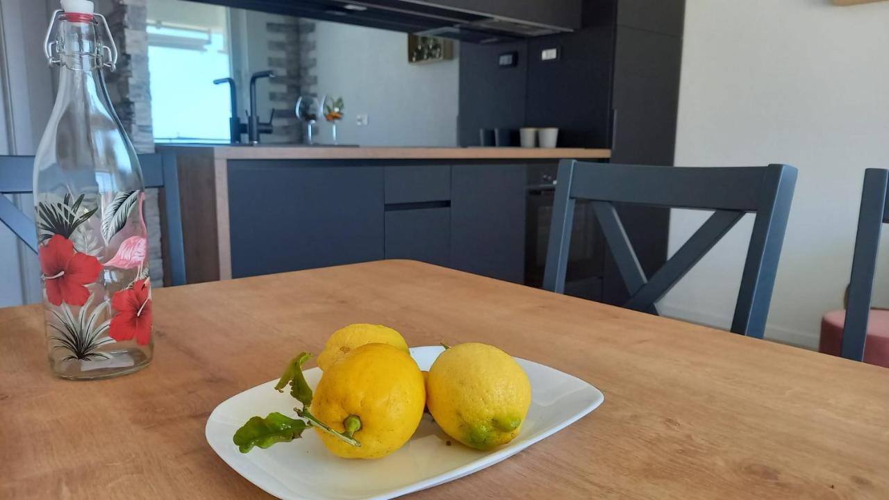 Seaview Suites Ondina Komiža Eksteriør billede